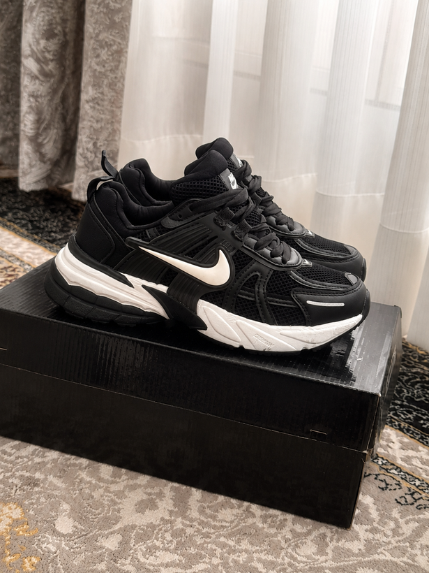 کفش نایک وی تو کی v2k مشکی (38-44)