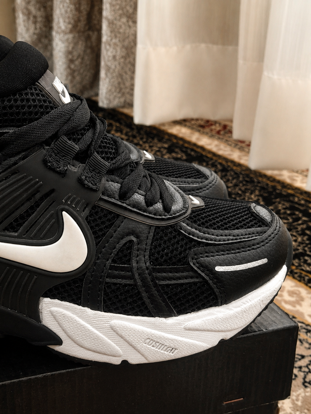 کفش نایک وی تو کی v2k مشکی (38-44)